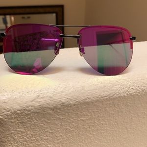 Quay sunglasses with case “the playa”mirror fluorescent pink aviator
